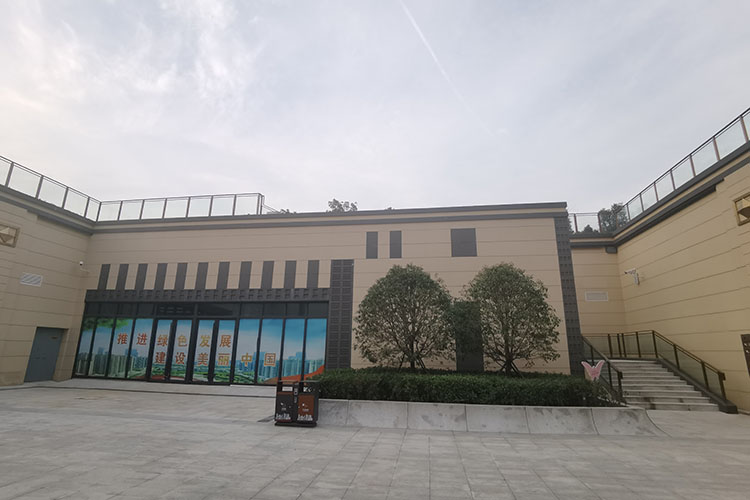 洛阳龙门高铁站
