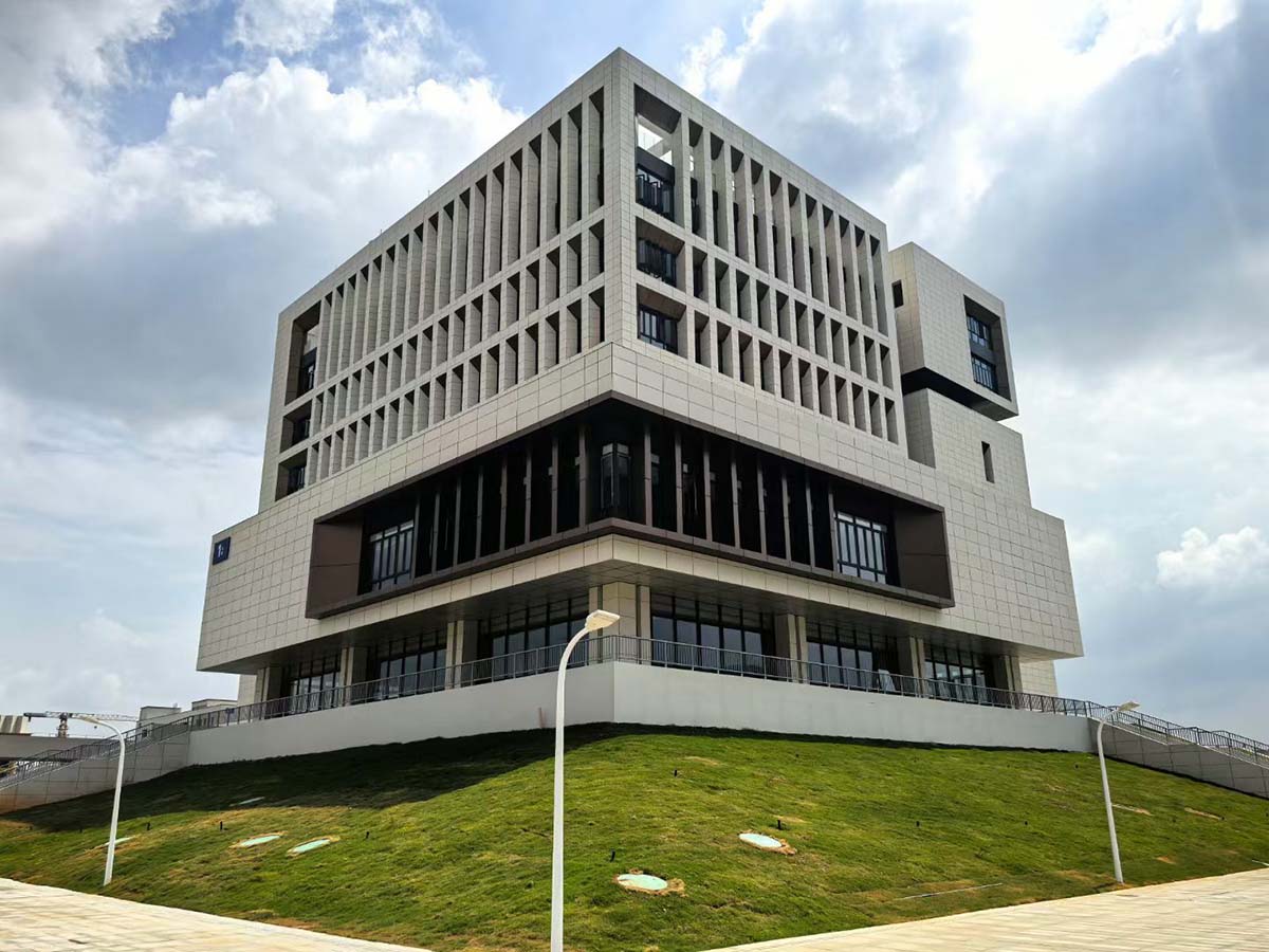南昌技师学院